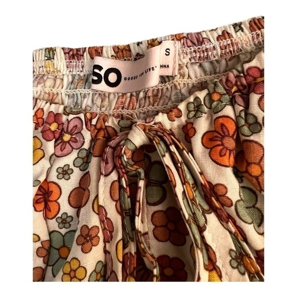 NWT SO Off/On Shoulder Stretchy Crop Top Multi Color Flower Pattern Size S - Picture 6 of 13